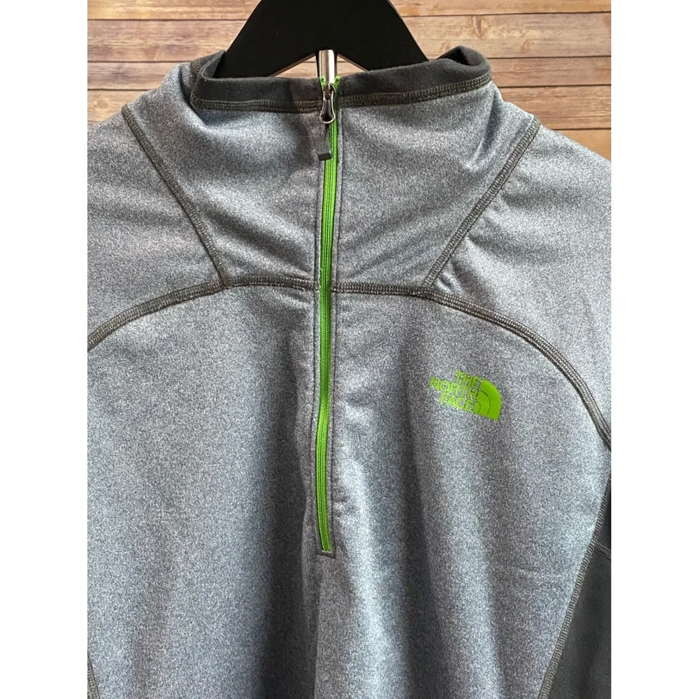 The North Face Mens XL Gray Lime Green 1/4 Zip Fleece Pullover 1/4 zip